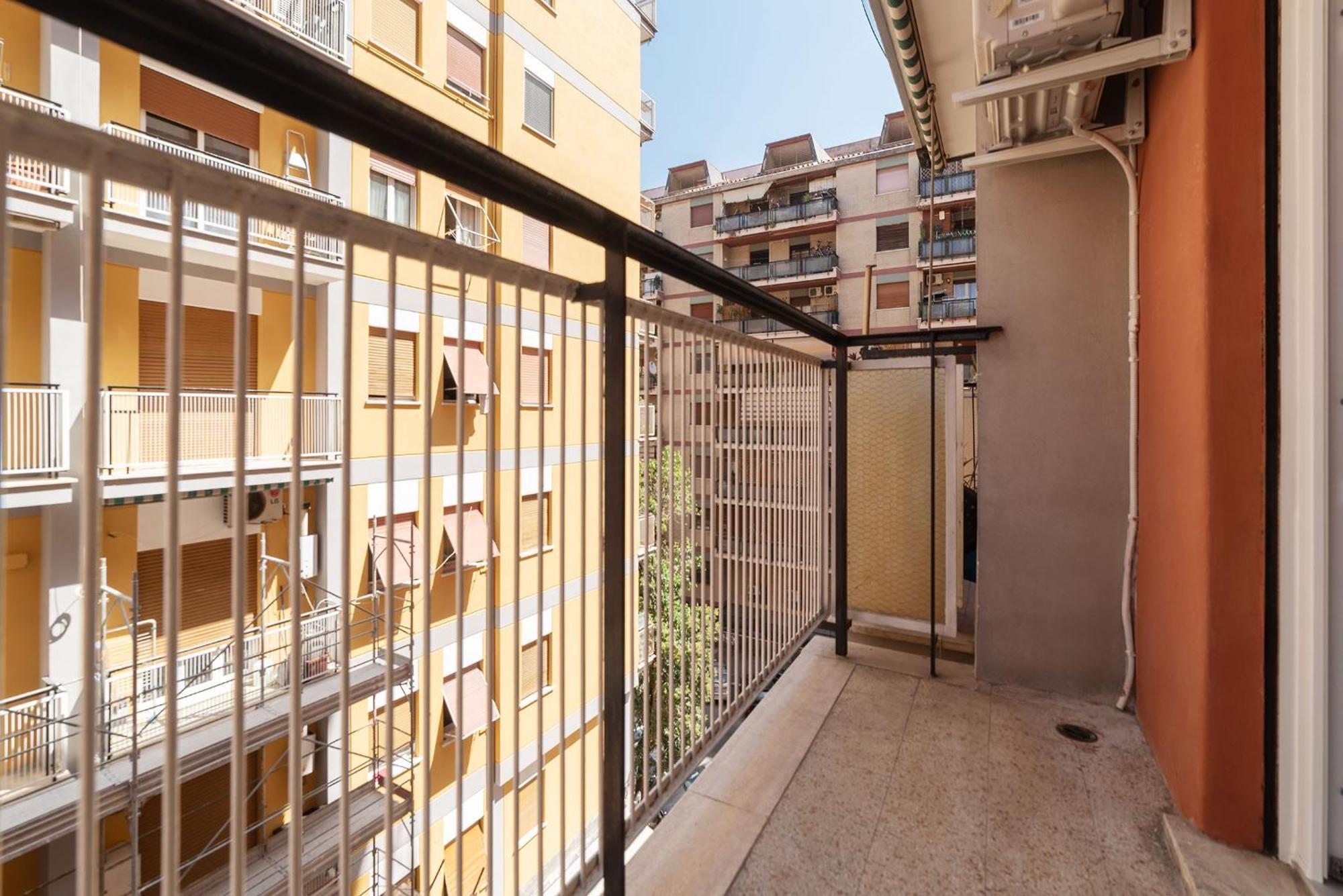 Joivy Delightful 3-Bed Flat With Balcony Apartamento Roma Exterior foto